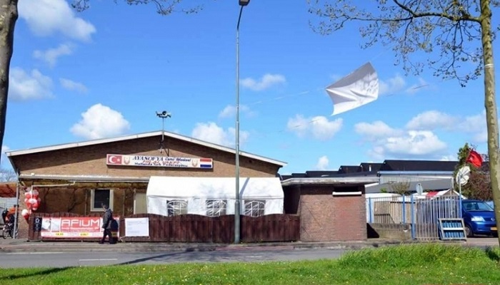 PKK supporters attack office of Turkey-Azerbaijan diaspora organization in Netherlands 